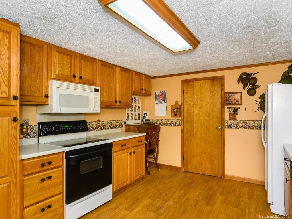 190 Locust Court - Photo 10