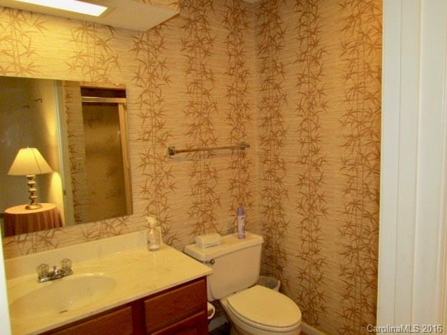 251 Carolina Drive #8B - Photo 14