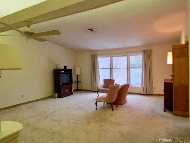 251 Carolina Drive #8B - Photo 5