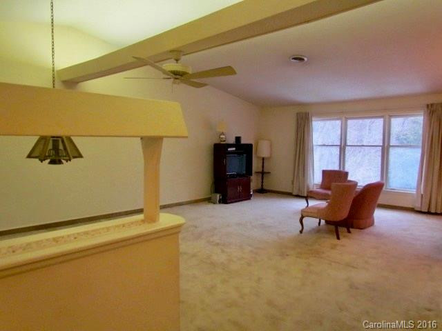 251 Carolina Drive #8B - Photo 6