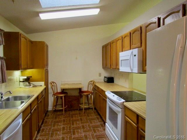 251 Carolina Drive #8B - Photo 8