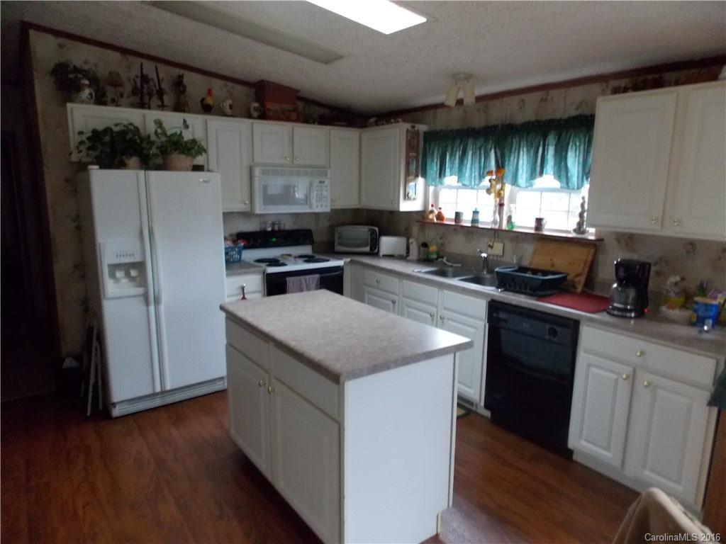 6 Jeffrey Lane - Photo 12