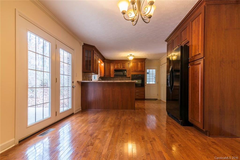 225 Ollie Weaver Road - Photo 6