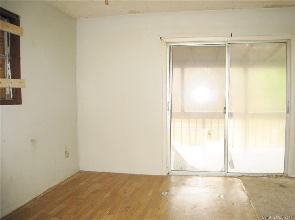 588 Levi Road - Photo 5