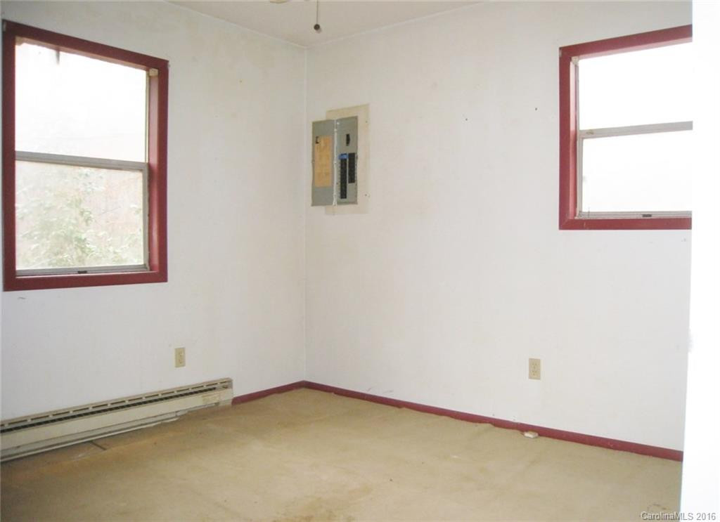 588 Levi Road - Photo 8