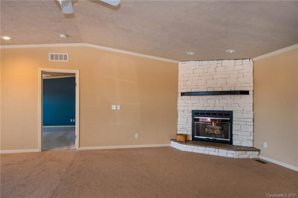 1269 Cobblestone Drive #44 - Photo 5