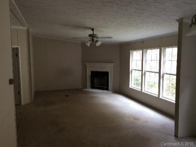 321 Fallen Oak Drive - Photo 2