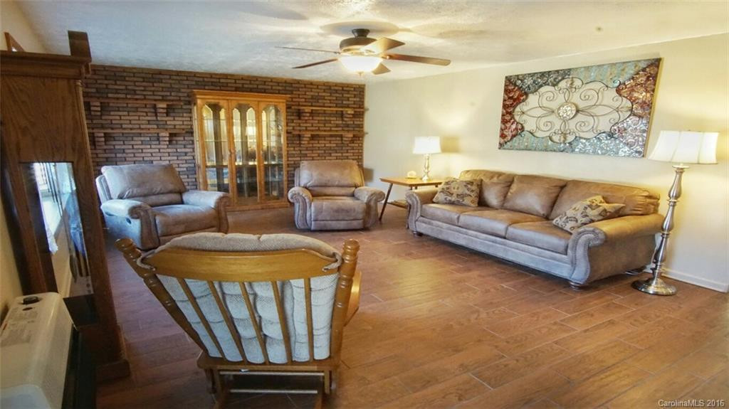 118 Wisteria Way - Photo 5