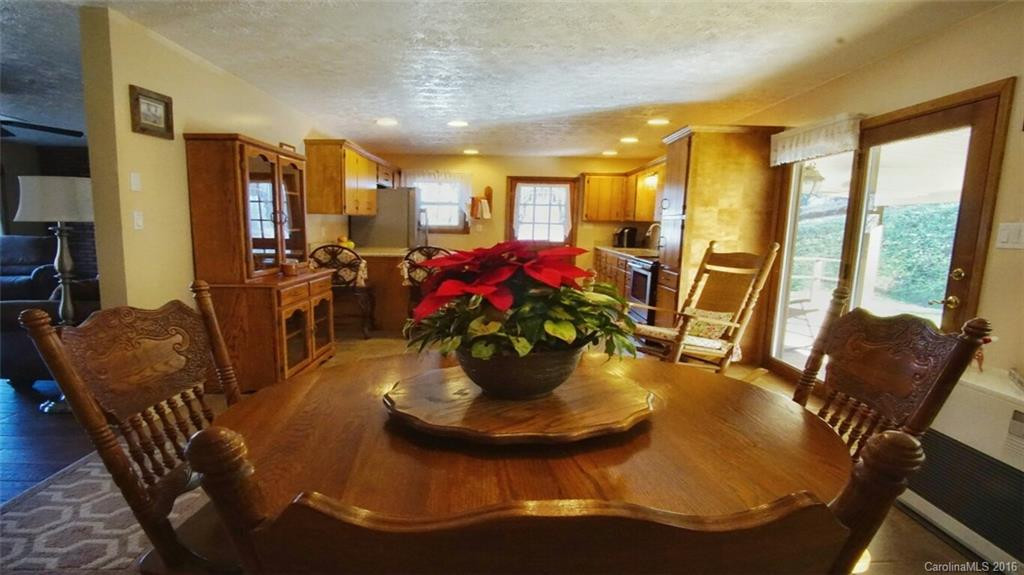 118 Wisteria Way - Photo 10