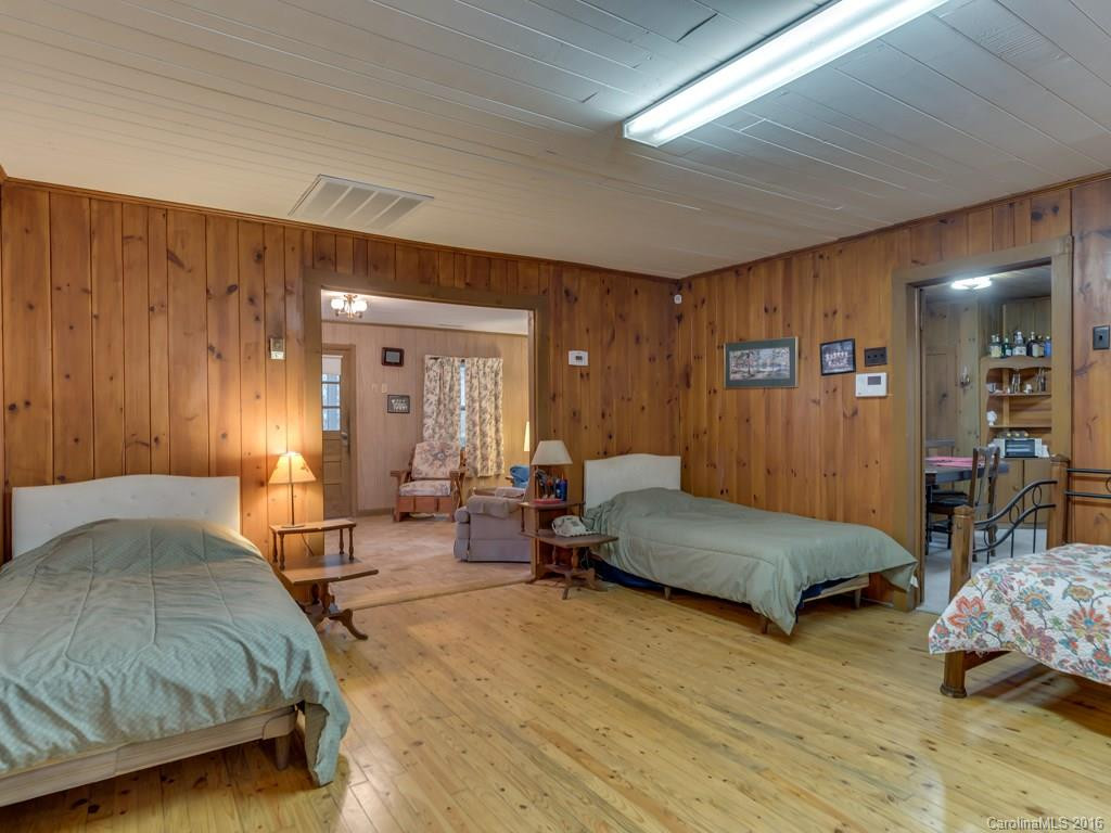 804 Pearson Falls Road - Photo 11
