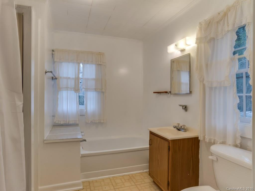 804 Pearson Falls Road - Photo 13