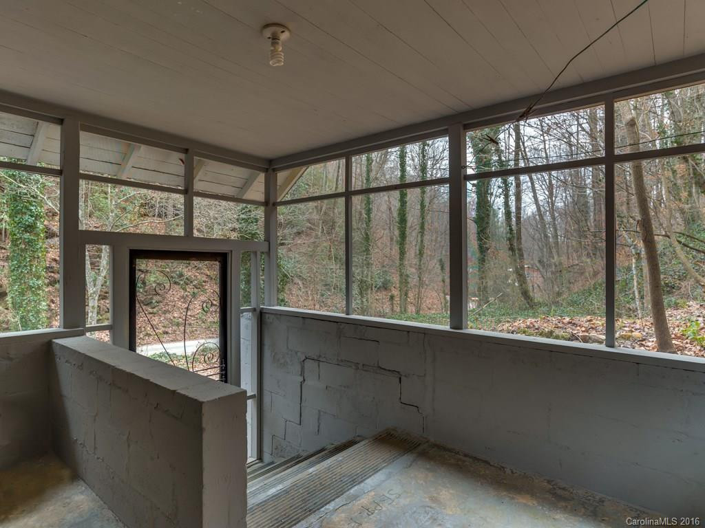 804 Pearson Falls Road - Photo 17