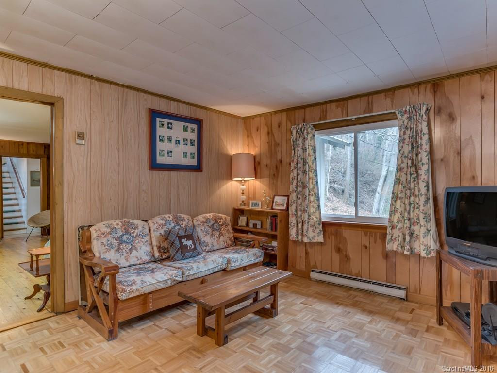 804 Pearson Falls Road - Photo 8