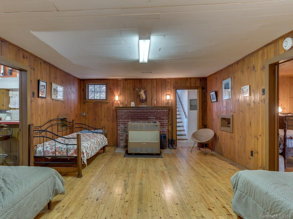 804 Pearson Falls Road - Photo 10