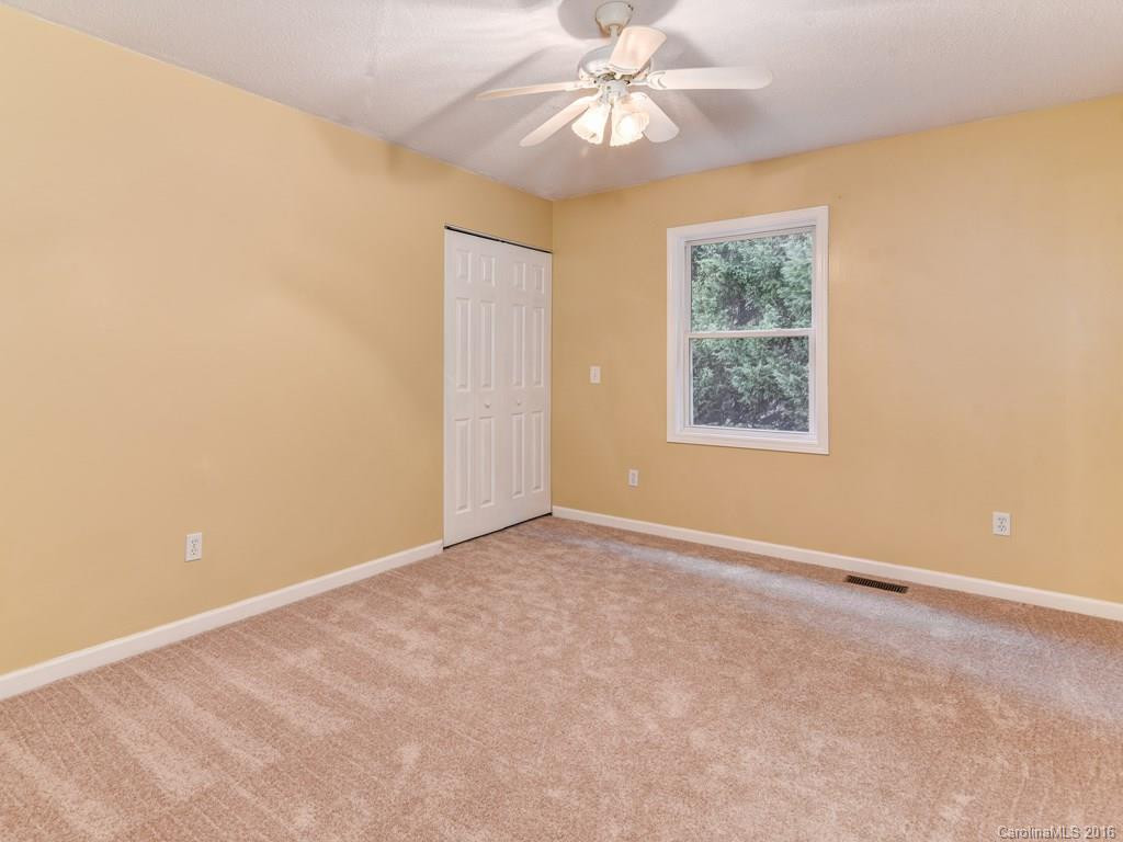 101 Foxioci Circle - Photo 12
