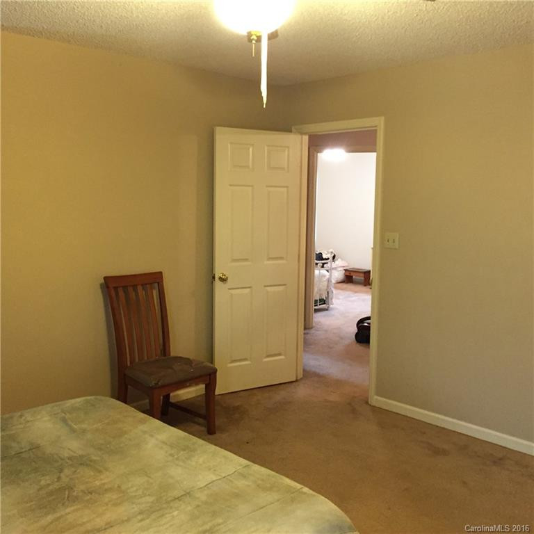370 Shady Woods Lane - Photo 16