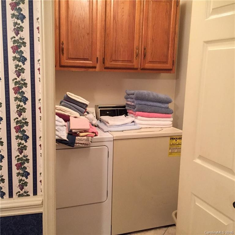 370 Shady Woods Lane - Photo 4
