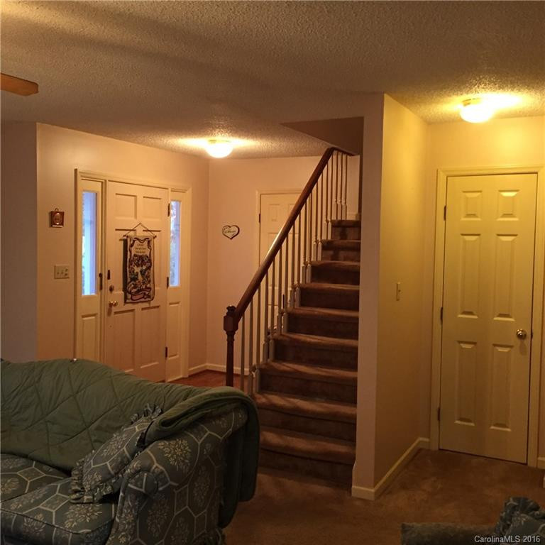 370 Shady Woods Lane - Photo 8