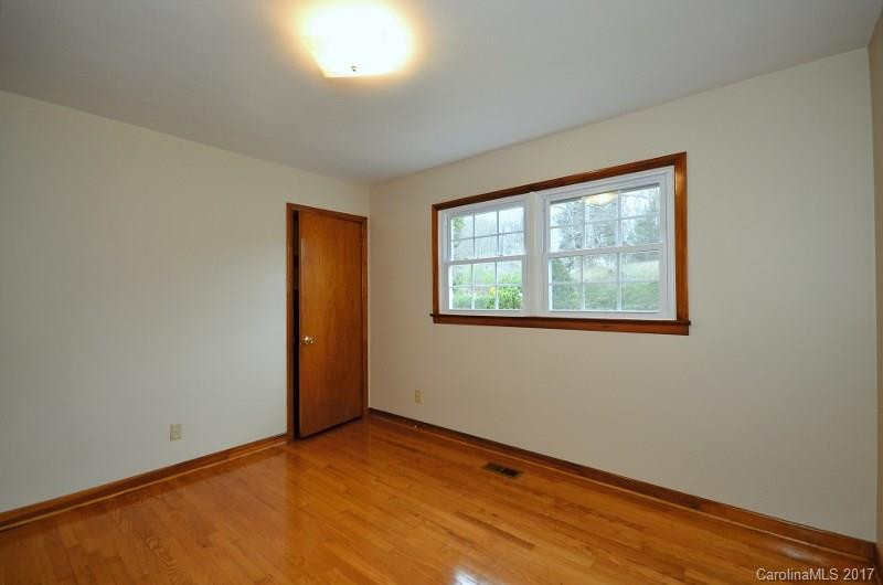 113 Delphia Drive - Photo 14