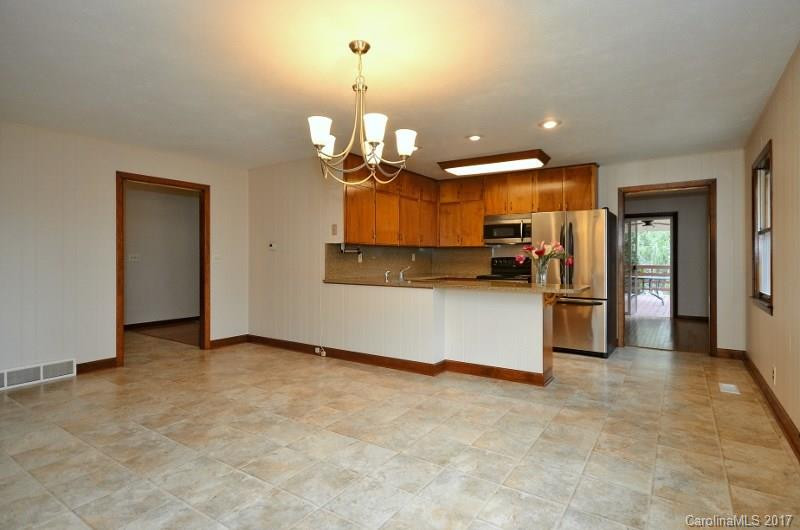113 Delphia Drive - Photo 6