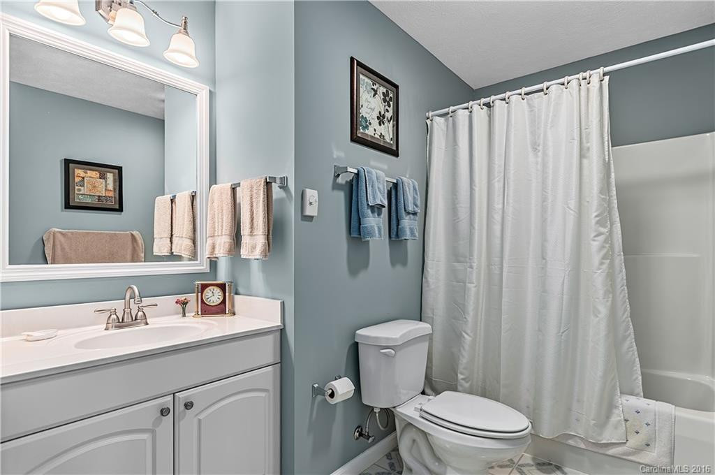103 Racine Place - Photo 20