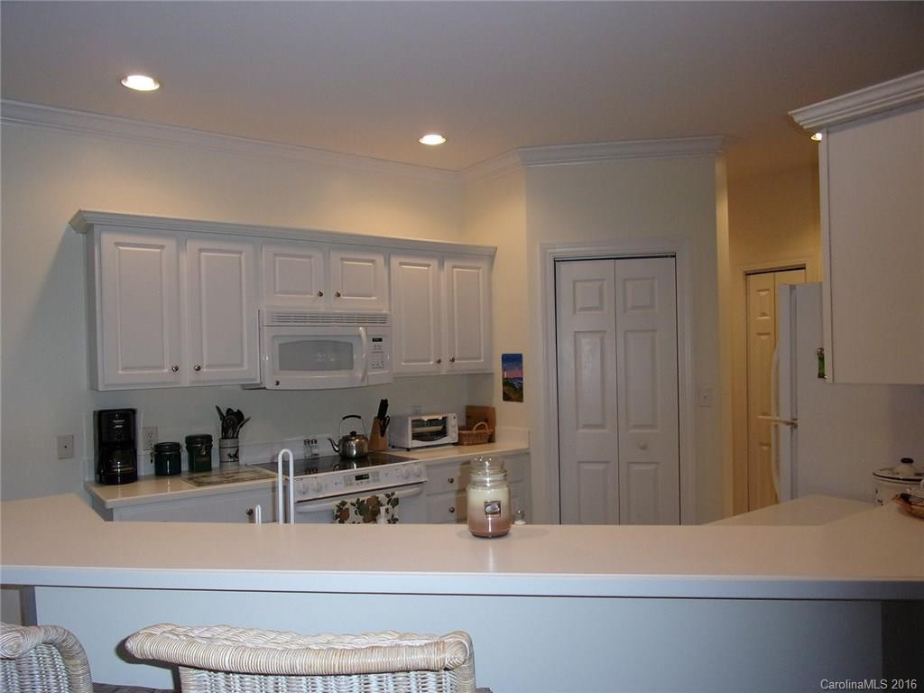 73 Ridgetop Circle #201 - Photo 3
