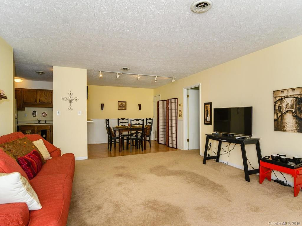 39 Ravencroft Lane #39 - Photo 5