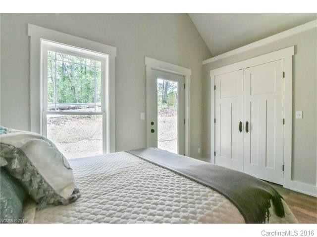 207 Locust Street - Photo 17