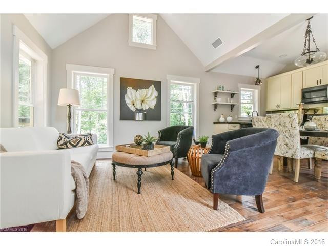207 Locust Street - Photo 5