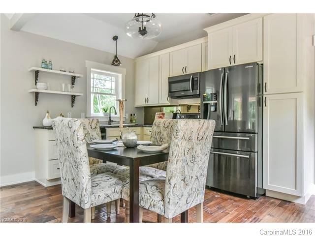 207 Locust Street - Photo 6