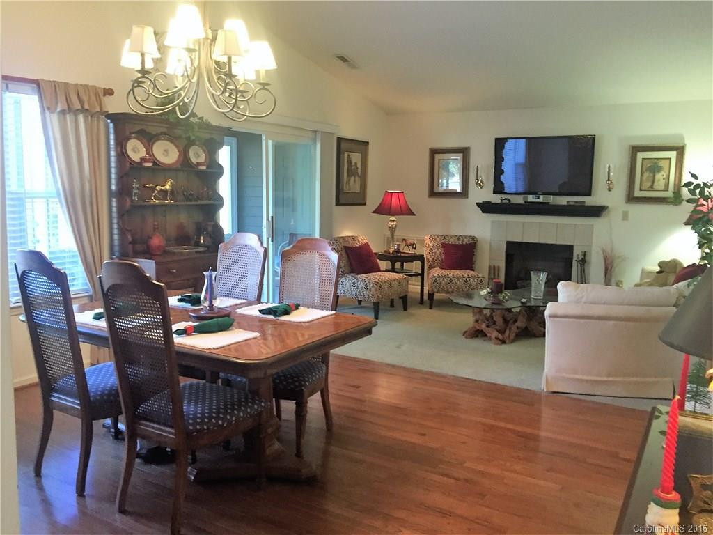 401 Fox Den Court #401 - Photo 3