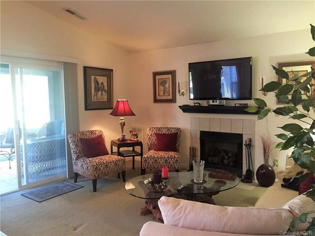 401 Fox Den Court #401 - Photo 7