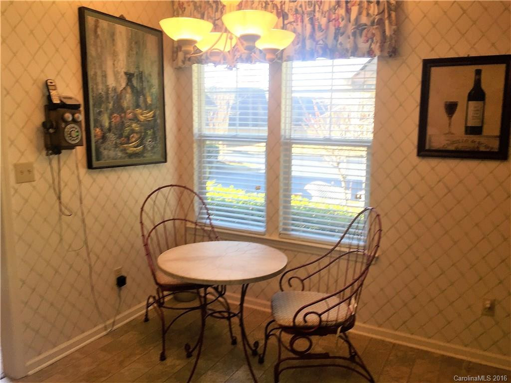 401 Fox Den Court #401 - Photo 9