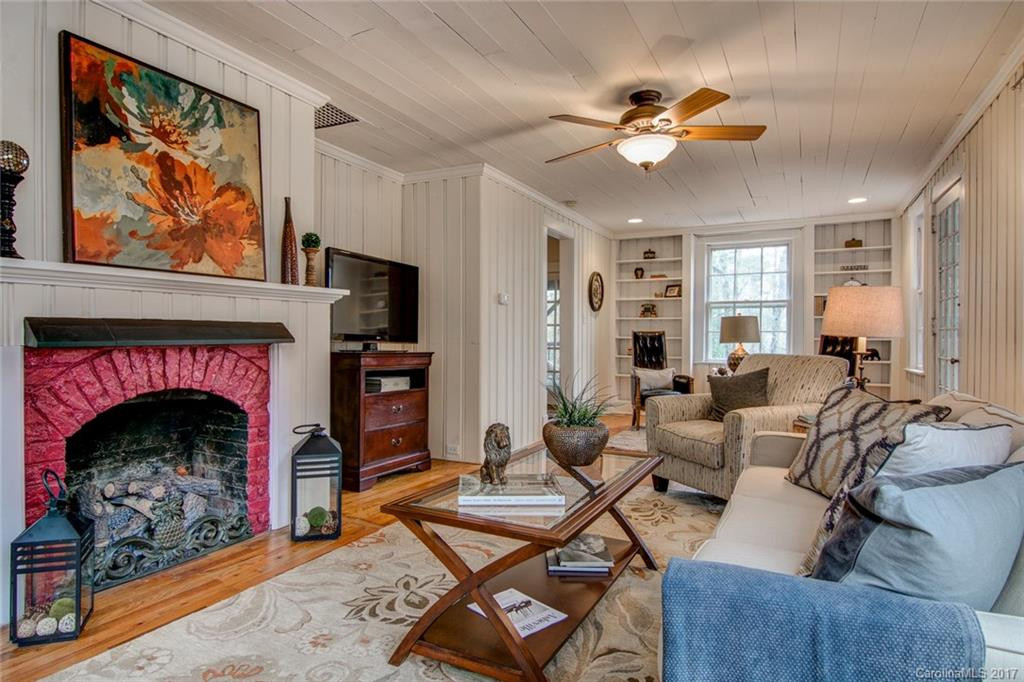 70 Cherokee Road - Photo 2