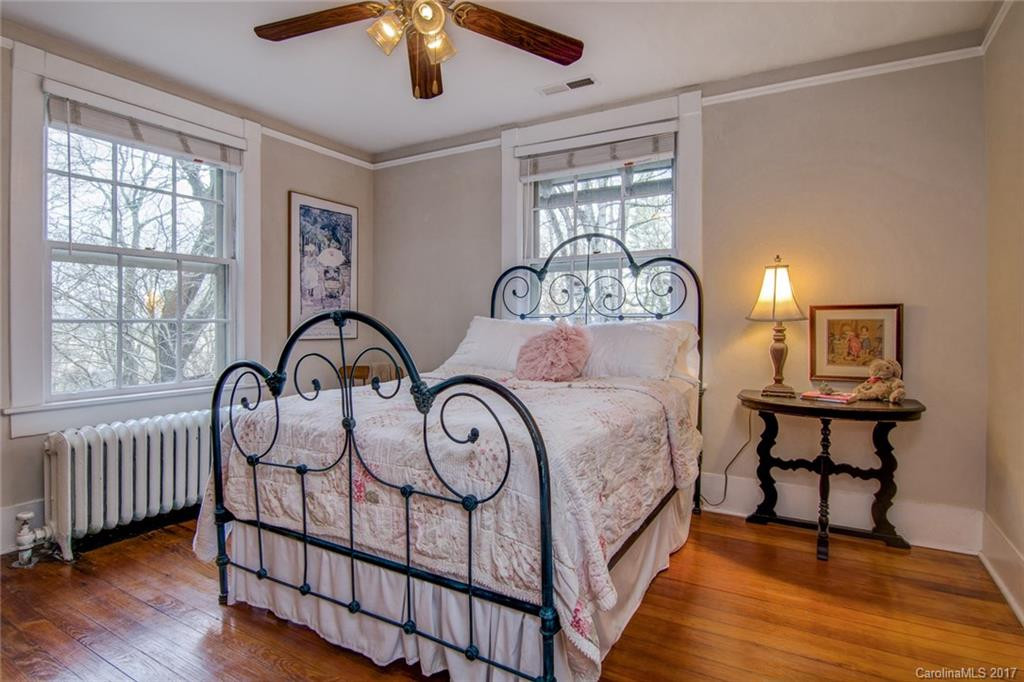 70 Cherokee Road - Photo 15