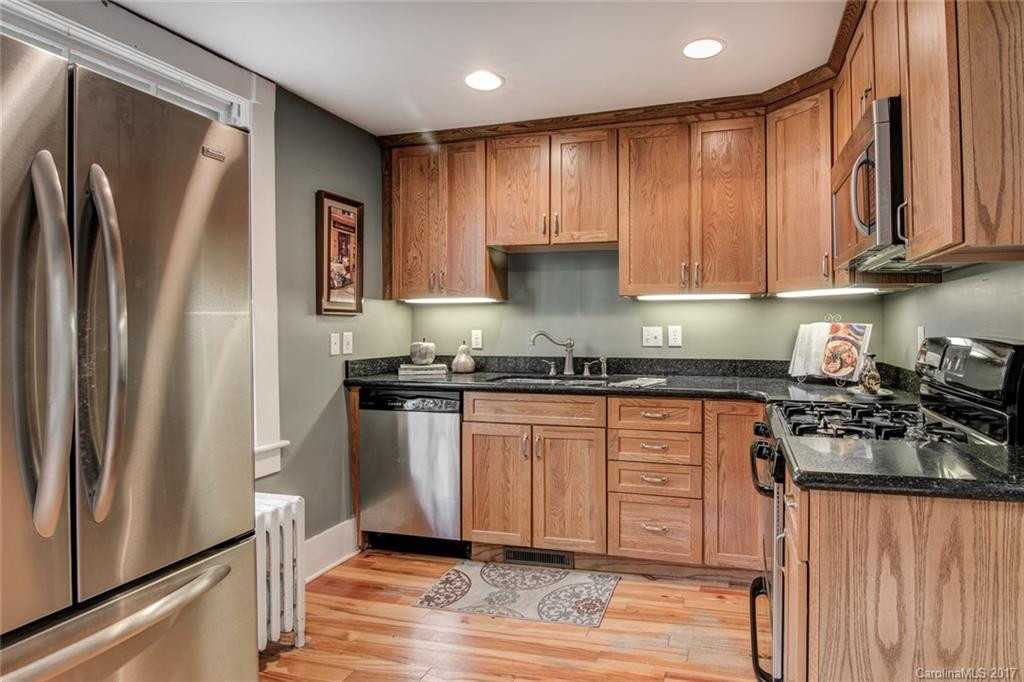 70 Cherokee Road - Photo 3