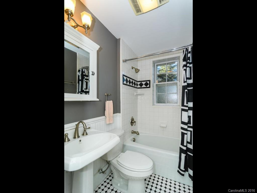 70 Cherokee Road - Photo 10