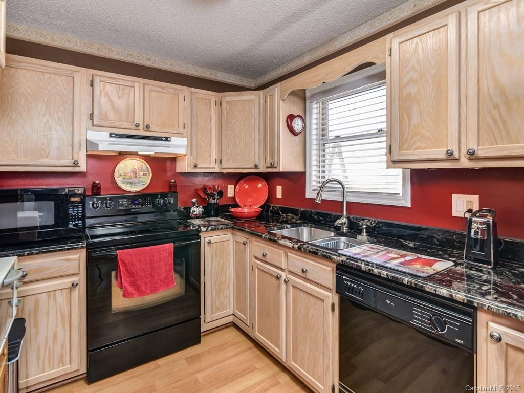 637 Burnside Trail - Photo 8
