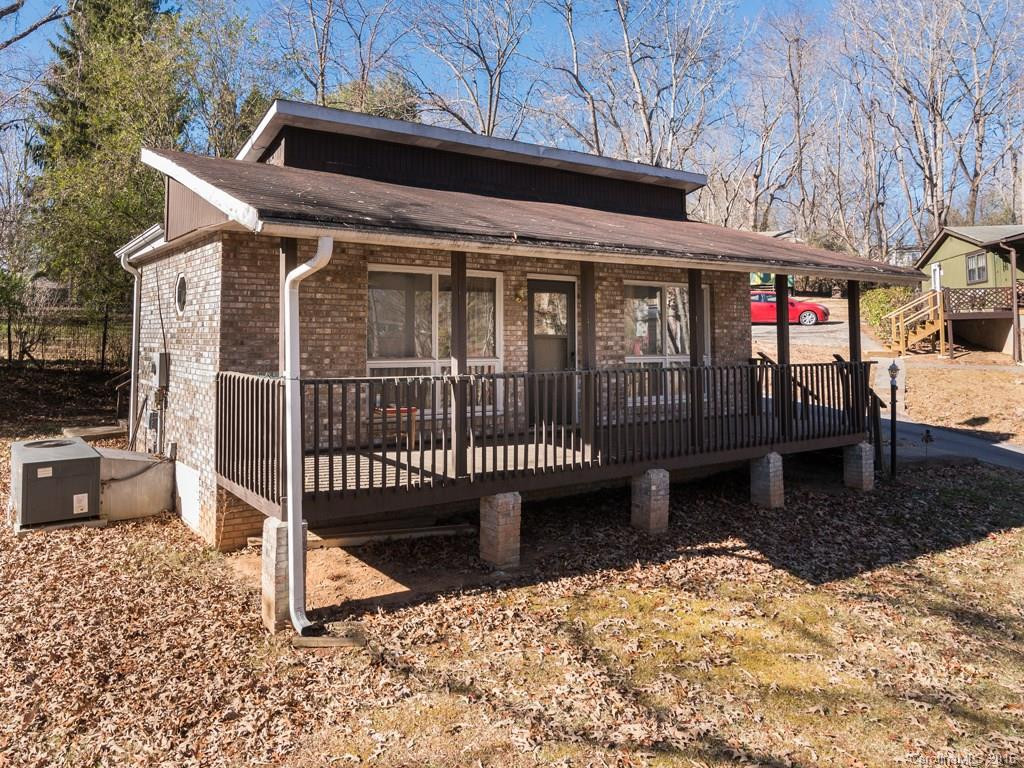 11 Holcombe Drive - Photo 2