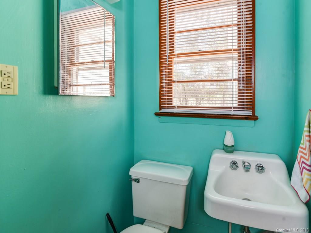 11 Holcombe Drive - Photo 17