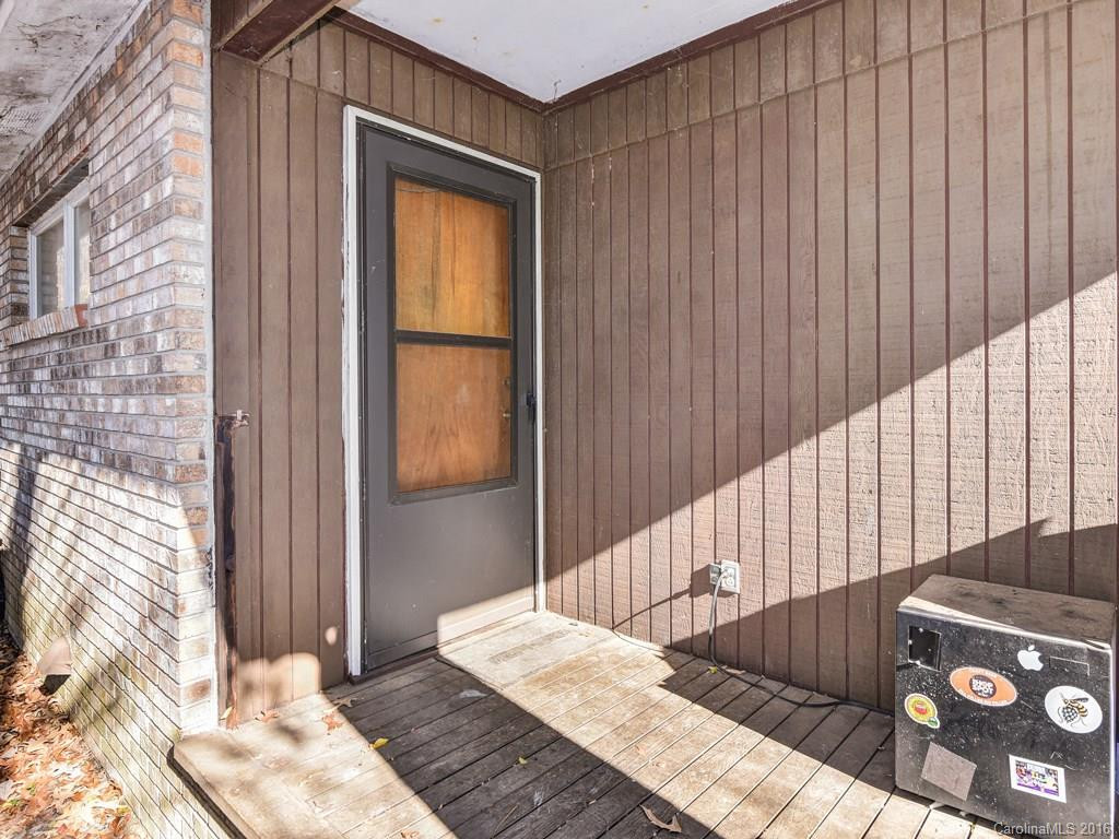 11 Holcombe Drive - Photo 18