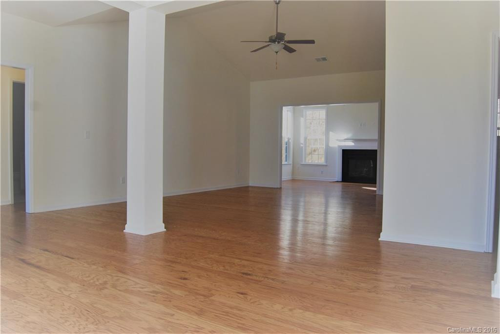 243 Hiawassee Road - Photo 3