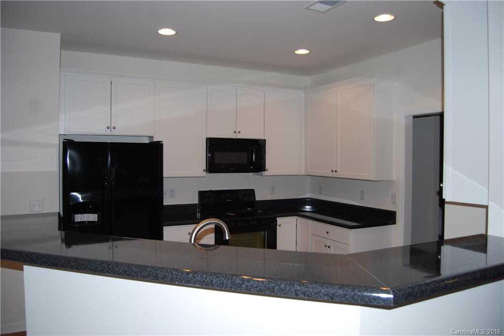 243 Hiawassee Road - Photo 5