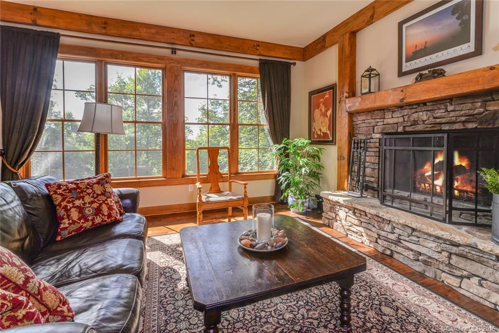 20 Turning Leaf Lane - Photo 7