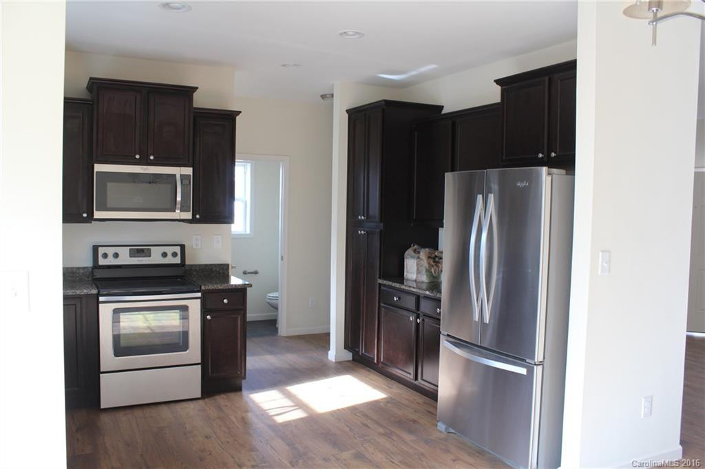 27 Greenwood Road #2 - Photo 3