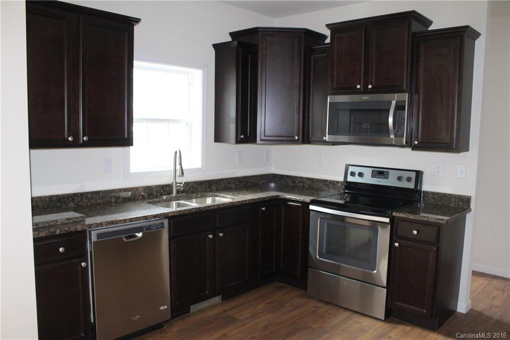 27 Greenwood Road #2 - Photo 4