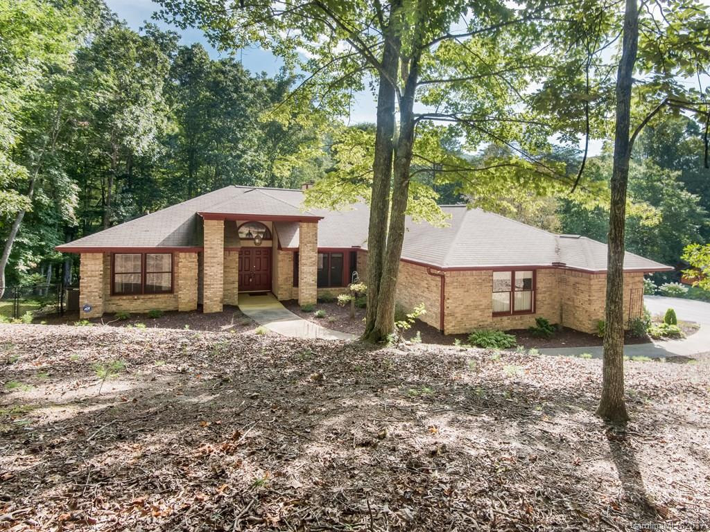 121 Foothills Drive