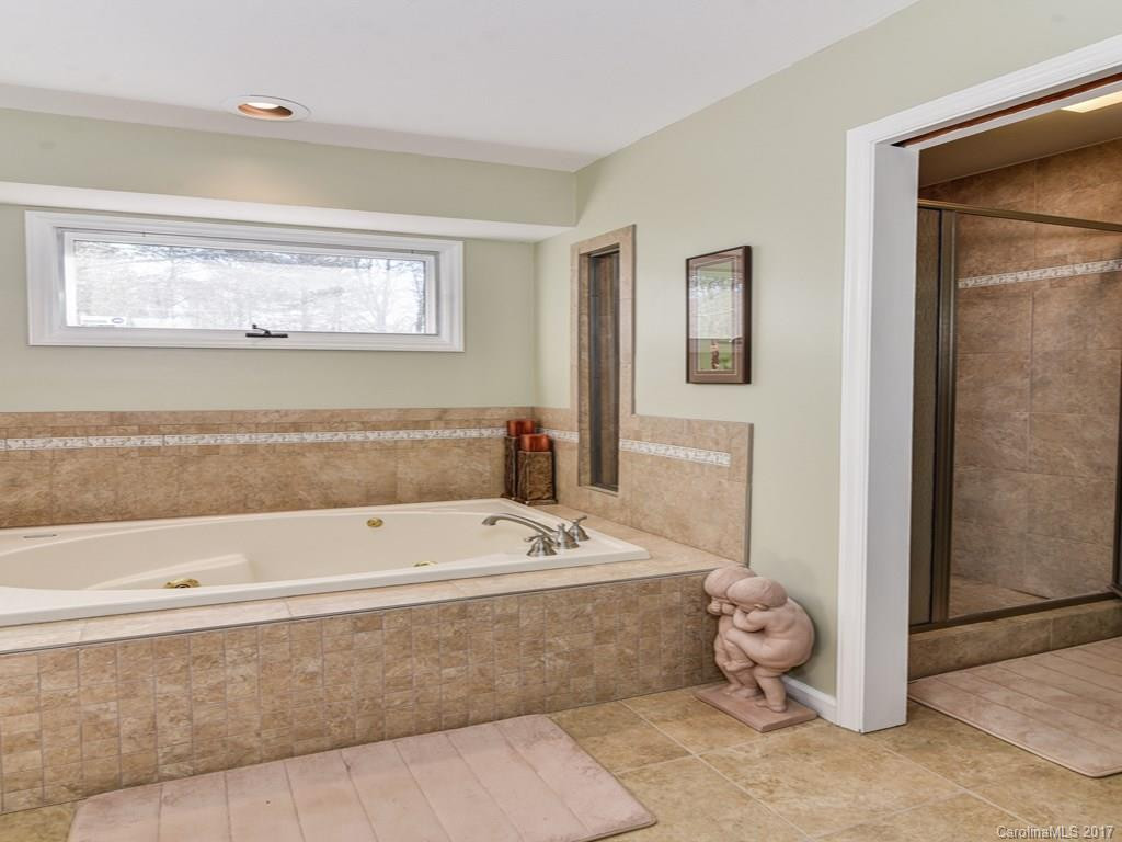 121 Foothills Drive - Photo 13