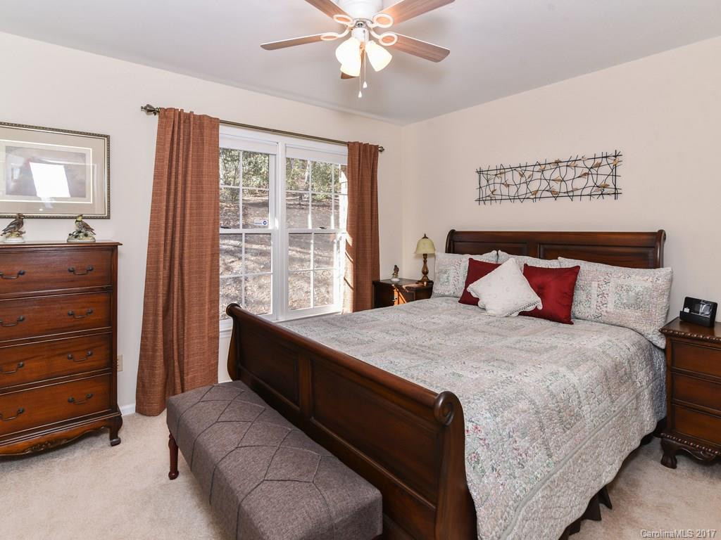 121 Foothills Drive - Photo 15