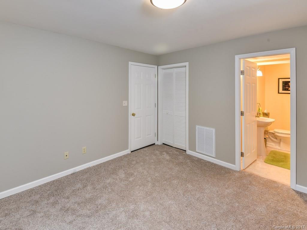 121 Foothills Drive - Photo 22